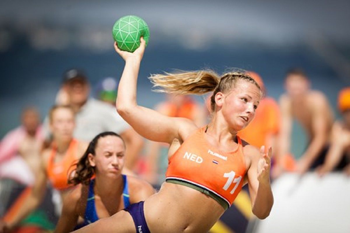 ΠΑΓΚΟΣΜΙΟ ΓΥΝΑΙΚΩΝ: Η ΠΑΡΟΥΣΙΑΣΗ ΤΟΥ Γ’ΟΜΙΛΟΥ