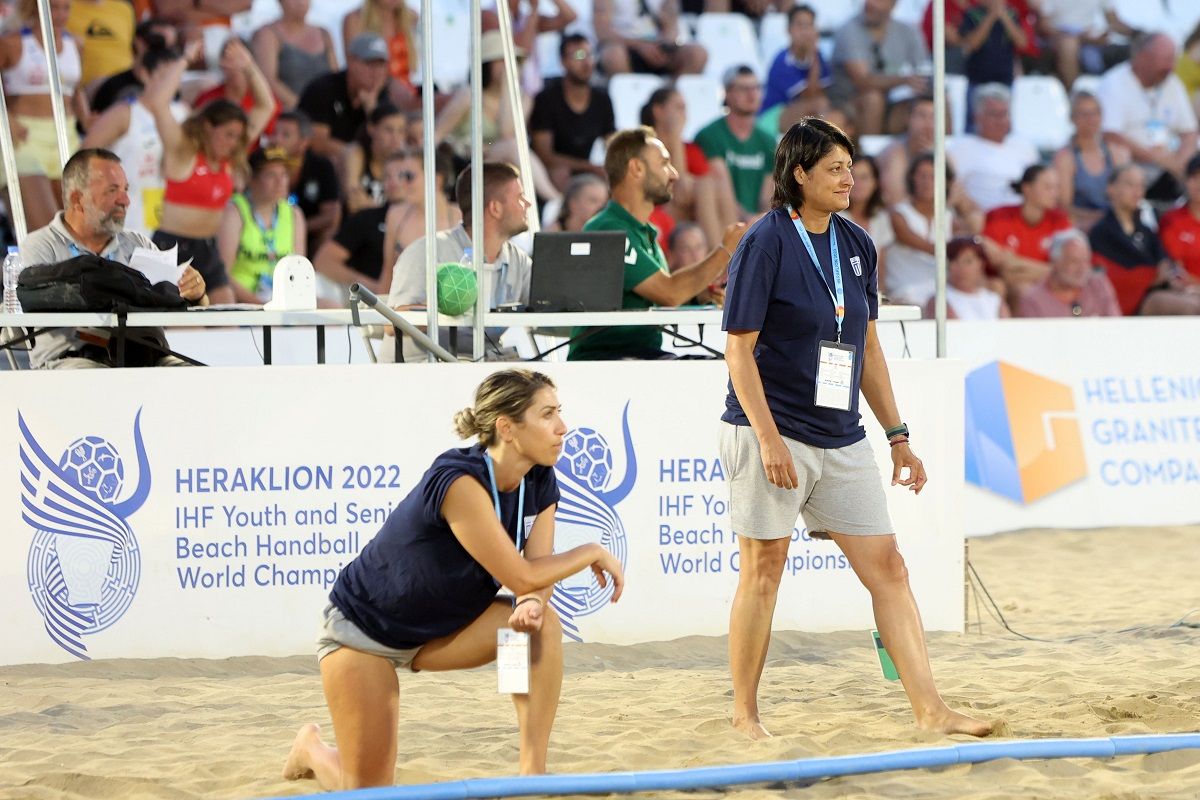 ΚΑΡΑΝΤΩΝΗ: «ΨΗΛΑ ΤΟ ΚΕΦΑΛΙ, ΠΆΜΕ ΓΙΑ ΤΟ ΧΑΛΚΙΝΟ ΜΕΤΑΛΛΙΟ»