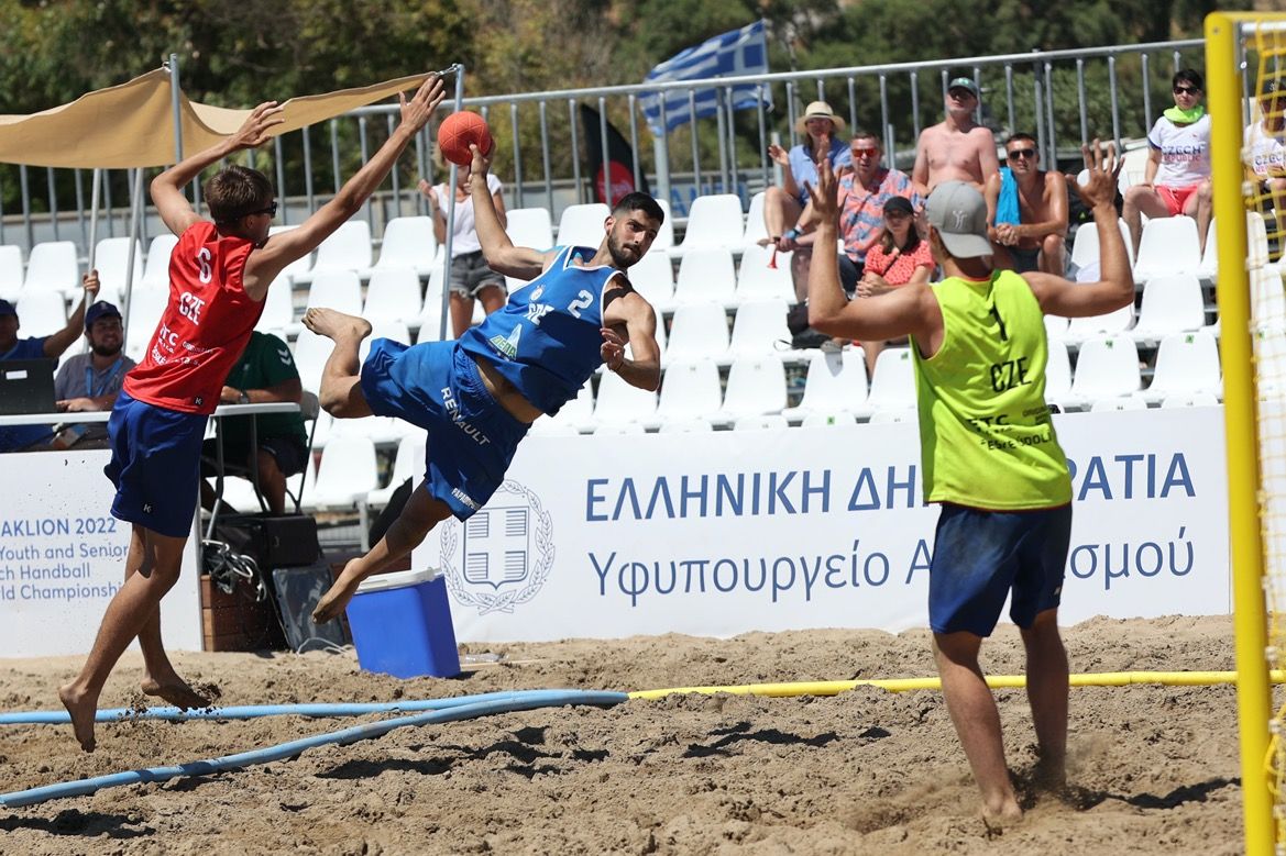 Men’s Youth - Places 9-16, Greece – Czech Republic 0-2
