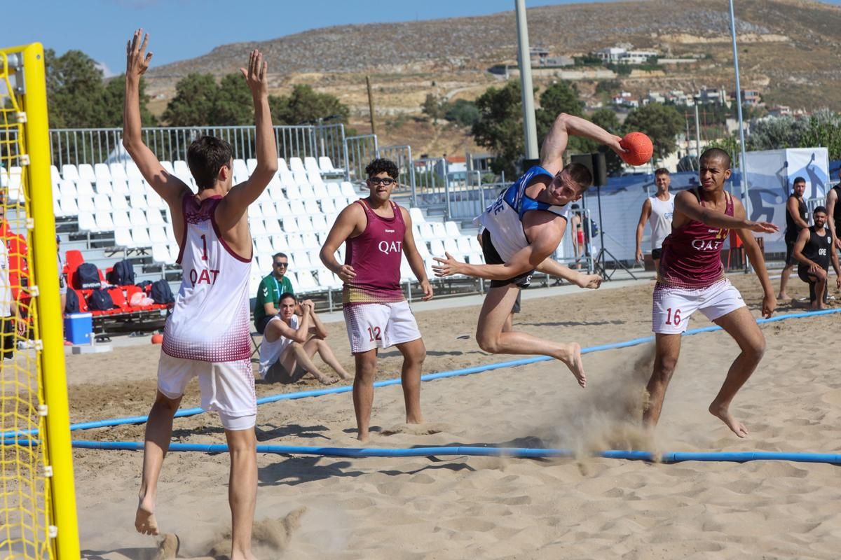 Greece beat Qatar men’s U18 national team to unofficially inaugurate the Karteros Beach Sports Centre