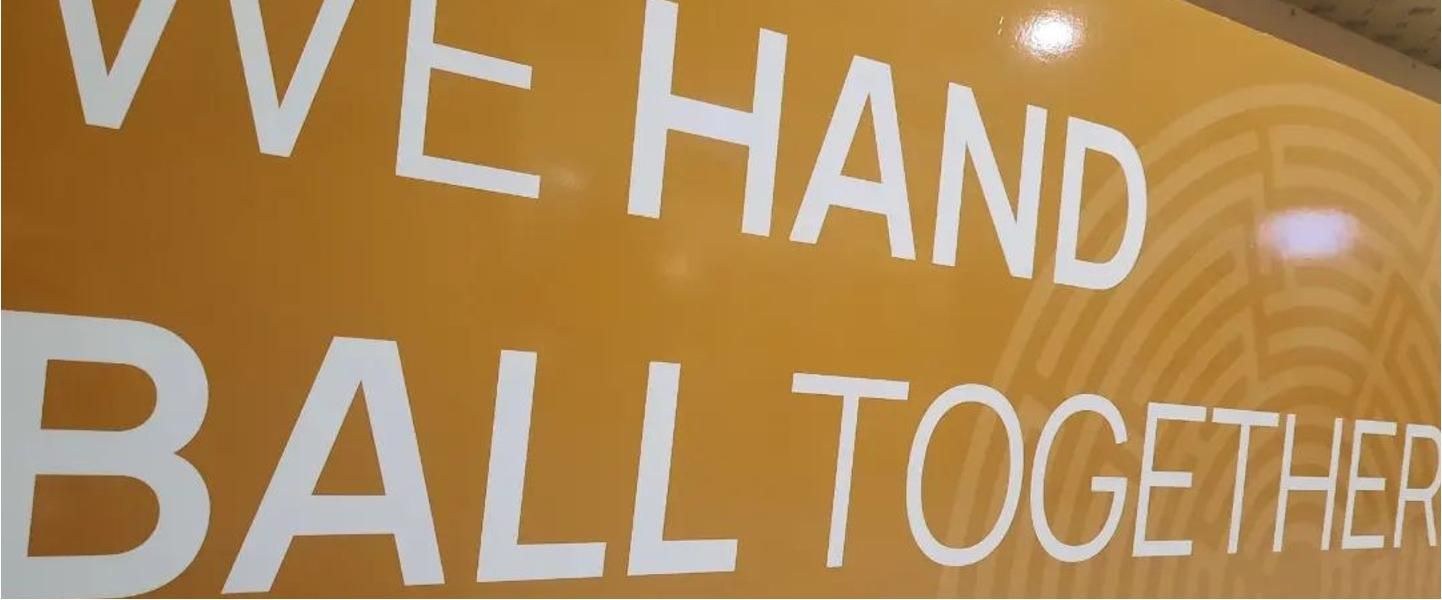 The info desk of "Heraklion 2022 at the airport "Nikos Kazantzakis"